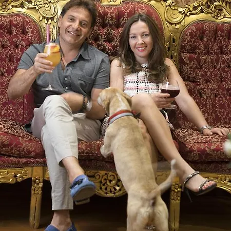 Ξενοδοχείο Milton 4*