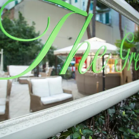 Milton Hotel 4*