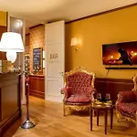 Отель Milton 4*