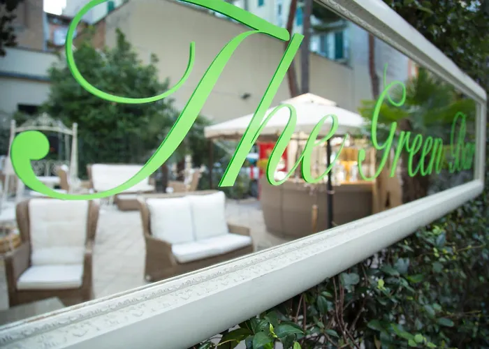 Milton Hotel 4*