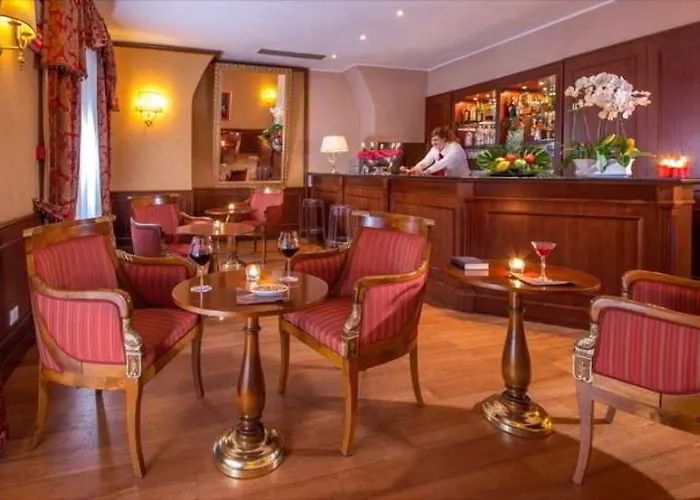 Milton Hotel 4*